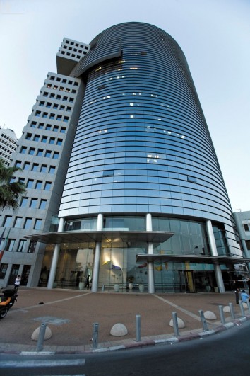 משרדים במגדל המוזיאון