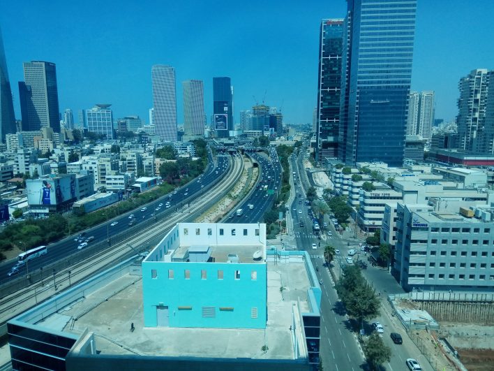 משרדים להשכרה בתל אביב יגאל אלון, 310/100/410מר, נוף, מפואר!