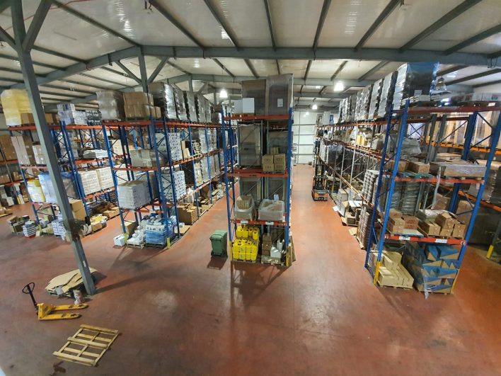 מבנה תעשייה וקירור בשרון