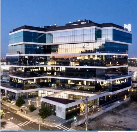 1000-4674מר משרדים בעזריאלי המנור/ AAA / LEED GOLD 3 / גבוה+ / ליד עזריאלי עזריאלי המנור משרדים חדשים להשכרה בחולון