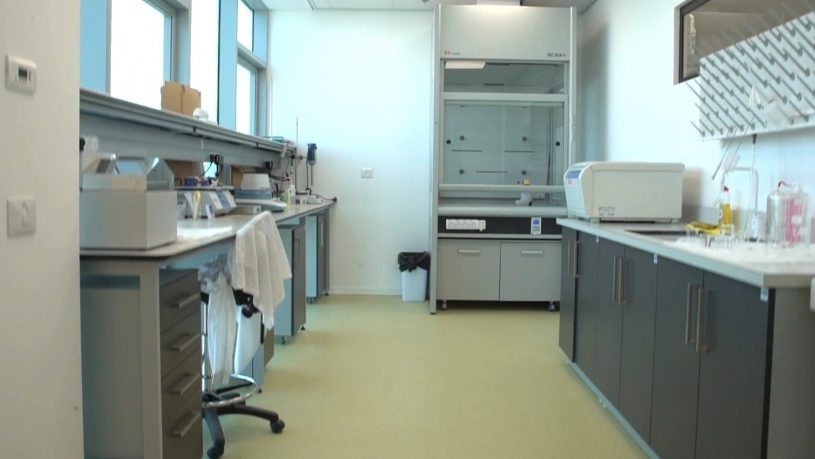 מעבדות ומשרדים ברחובות