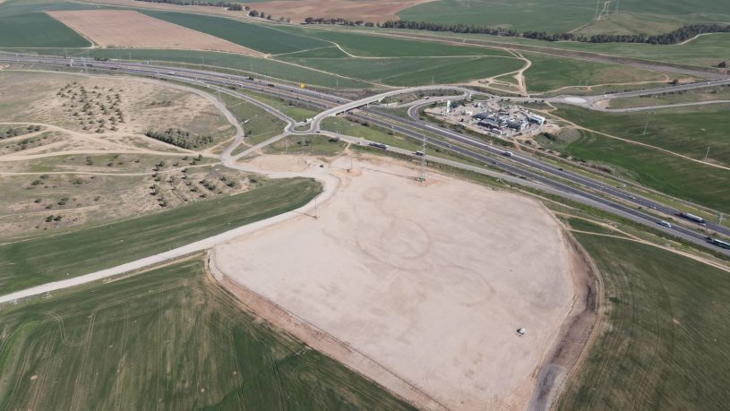 אחסנה פתוחה כביש 6